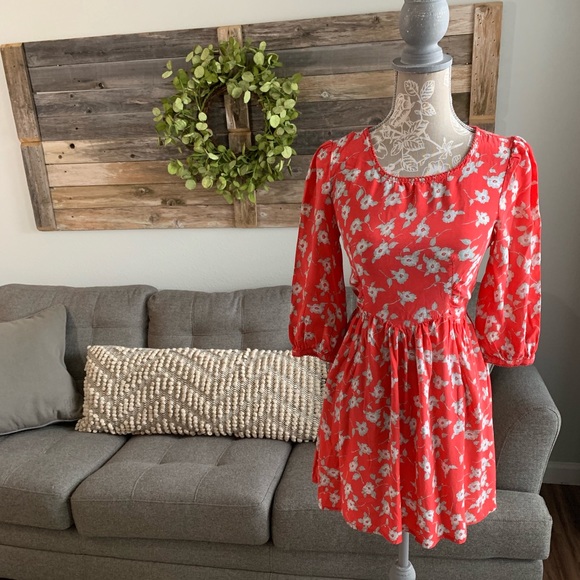 Free People Dresses & Skirts - Free People Floral Print Tie Back Dress